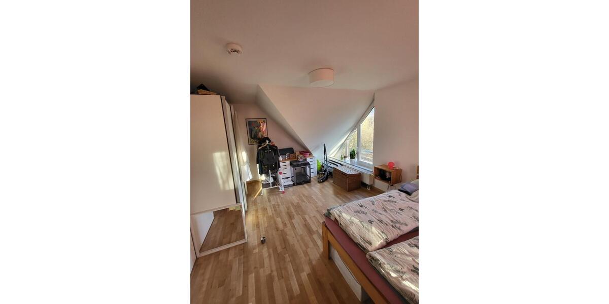Dachgeschoßwohnung Hannover Ahlem-Badenstedt-Davenstedt - 2 Zimmer, 66 m&sup2;, 785&euro; | Angebot:25283089