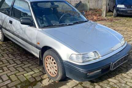 Honda Civic 122.000 km 1.999 &euro; Hildesheim 31137