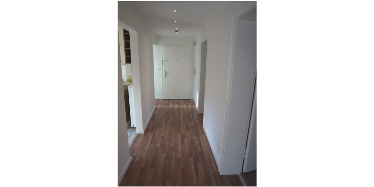 Schöne 3 Zimmer-Wohnung mit Balkon und Stellplatz 3 zimmer