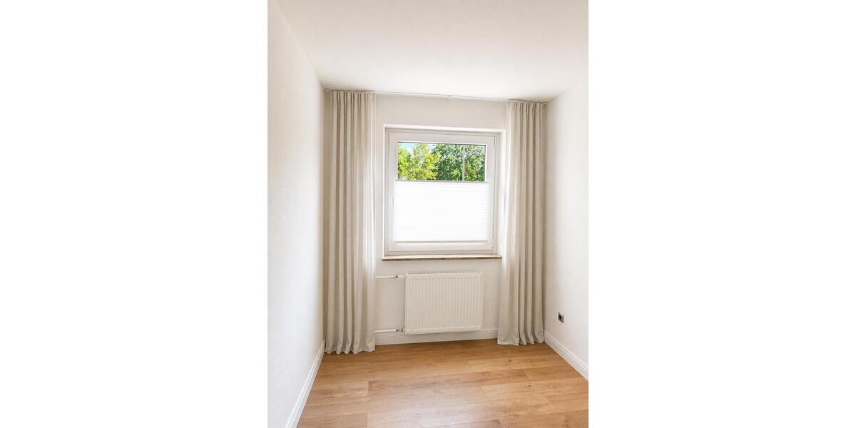 Hochparterre Hannover Herrenhausen-Stöcken - 3 Zimmer, 73 m&sup2;, 235.000&euro; | Angebot:27189960