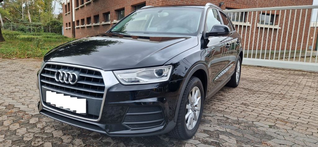Audi Q3 210.000 km 11.400 € Hannover 30179