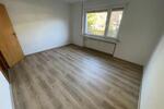 Hochparterre Hannover Döhren-Wülfel - 5 Zimmer, 135 m&sup2;, 1.200&euro; | Angebot:26402899