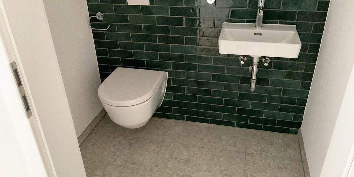 WILLKOMMEN im neuen ZUHAUSE! Helle Atmosphäre, Glaswand-Loggia, Tageslichtbad, Einbauküche, Gäste-WC 3 zimmer