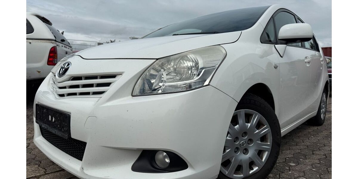 Toyota Verso 224.000 km 4.490 &euro; Hildesheim 31137