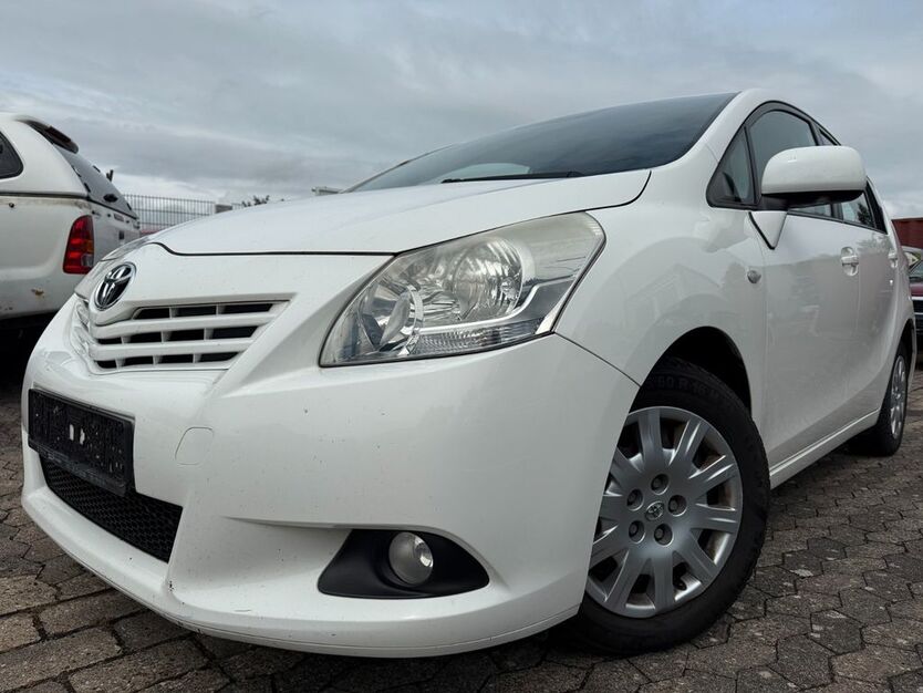 Toyota Verso 224.000 km 4.490 € Hildesheim 31137