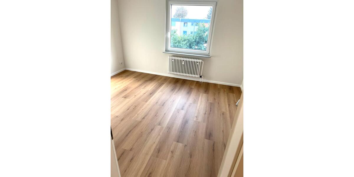 Etagenwohnung Hannover Bothfeld-Vahrenheide - 3 Zimmer, 82 m&sup2;, 1.200&euro; | Angebot:27603472