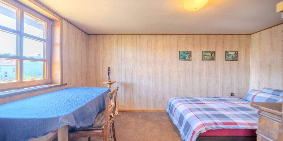 Mehrfamilienhaus, Wohnhaus Giesen Emmerke - 8 Zimmer, 175 m&sup2;, 295.000&euro; | Angebot:25671920