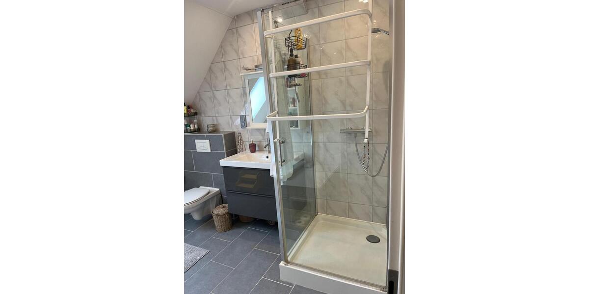 Etagenwohnung Springe - 4 Zimmer, 150 m&sup2;, 1.050&euro; | Angebot:26044837