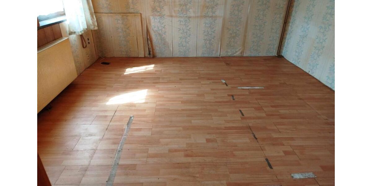 Reihenhaus Garbsen - 6 Zimmer, 170 m&sup2;, 130.000&euro; | Angebot:25268510