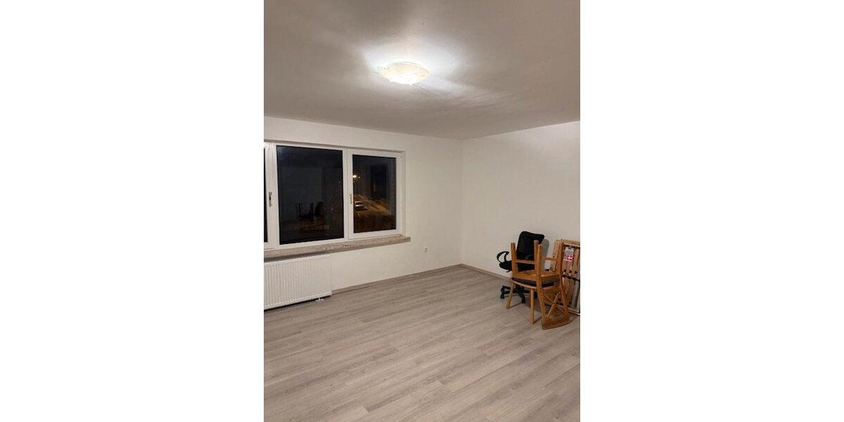 Etagenwohnung Lehrte - 3 Zimmer, 72 m&sup2;, 700&euro; | Angebot:26236400