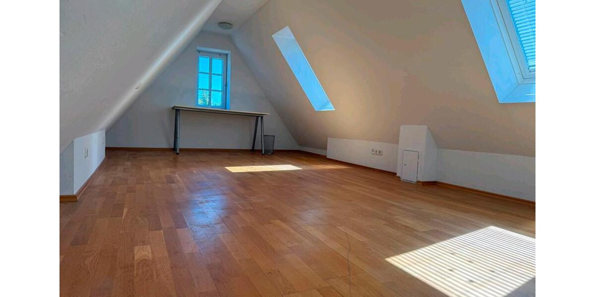 Reihenhaus Burgwedel - 5 Zimmer, 100 m&sup2;, 1.100&euro; | Angebot:27610329