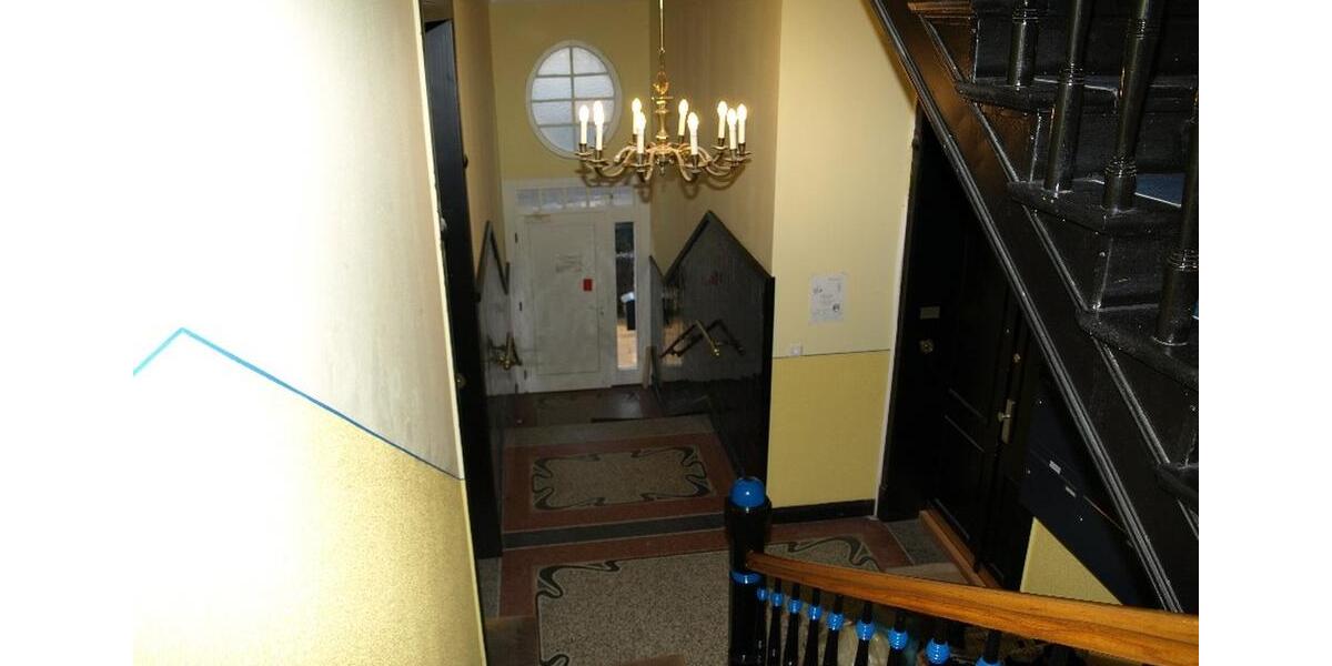 Erdgeschoßwohnung Hannover Vahrenwald-List - 6 Zimmer, 160 m&sup2;, 1.750&euro; | Angebot:25444353
