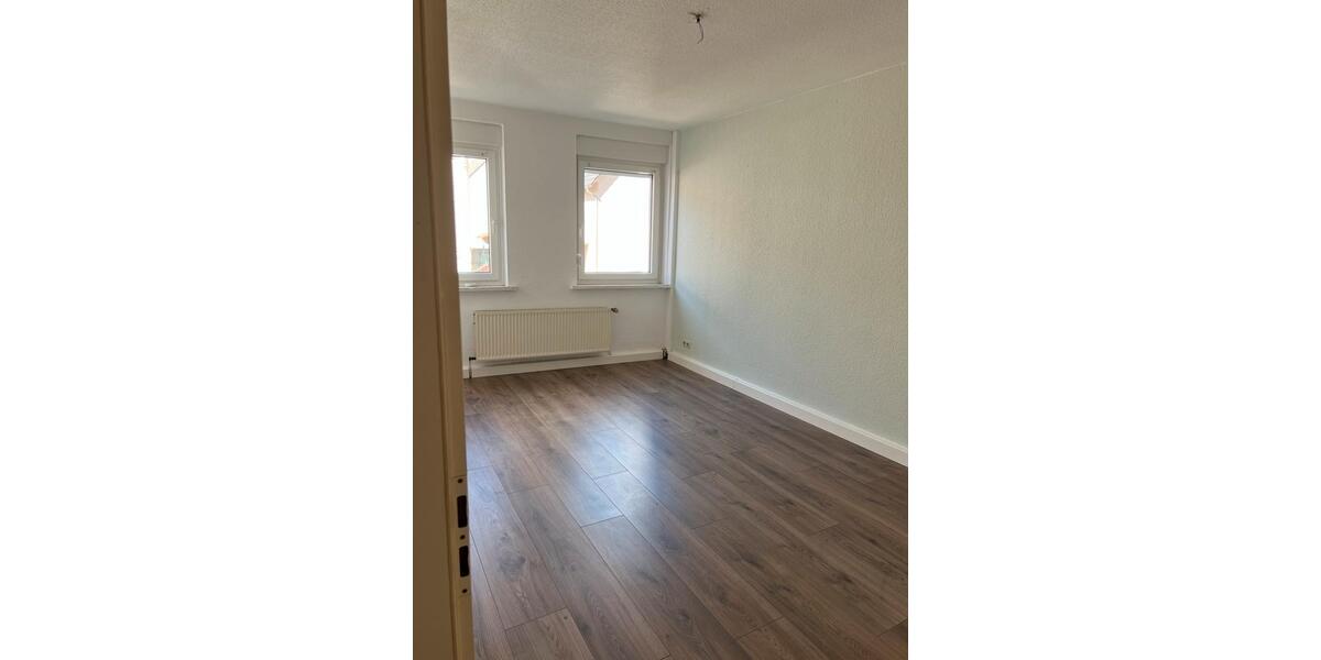 Etagenwohnung Hildesheim Himmelsthür - 3 Zimmer, 97 m&sup2;, 900&euro; | Angebot:26312279