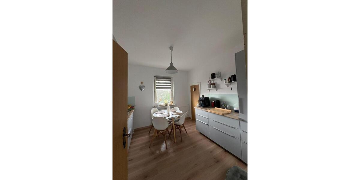 Etagenwohnung Springe - 3 Zimmer, 77 m&sup2;, 780&euro; | Angebot:26372980