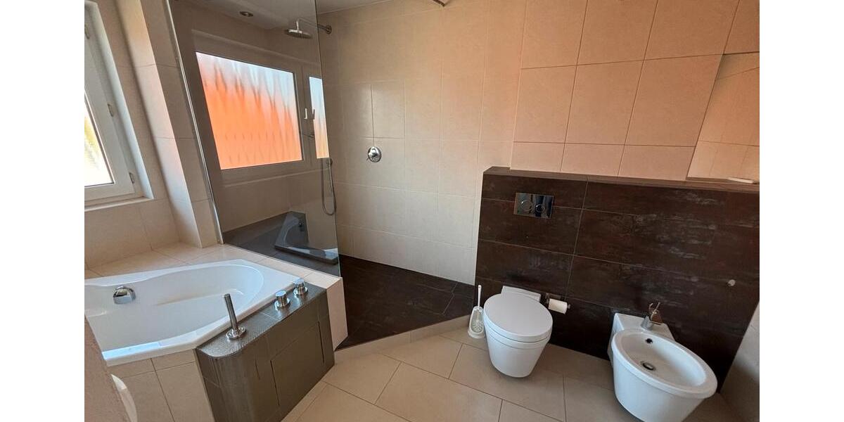 Reihenhaus Sehnde - 3 Zimmer, 87 m&sup2;, 299.000&euro; | Angebot:25404403