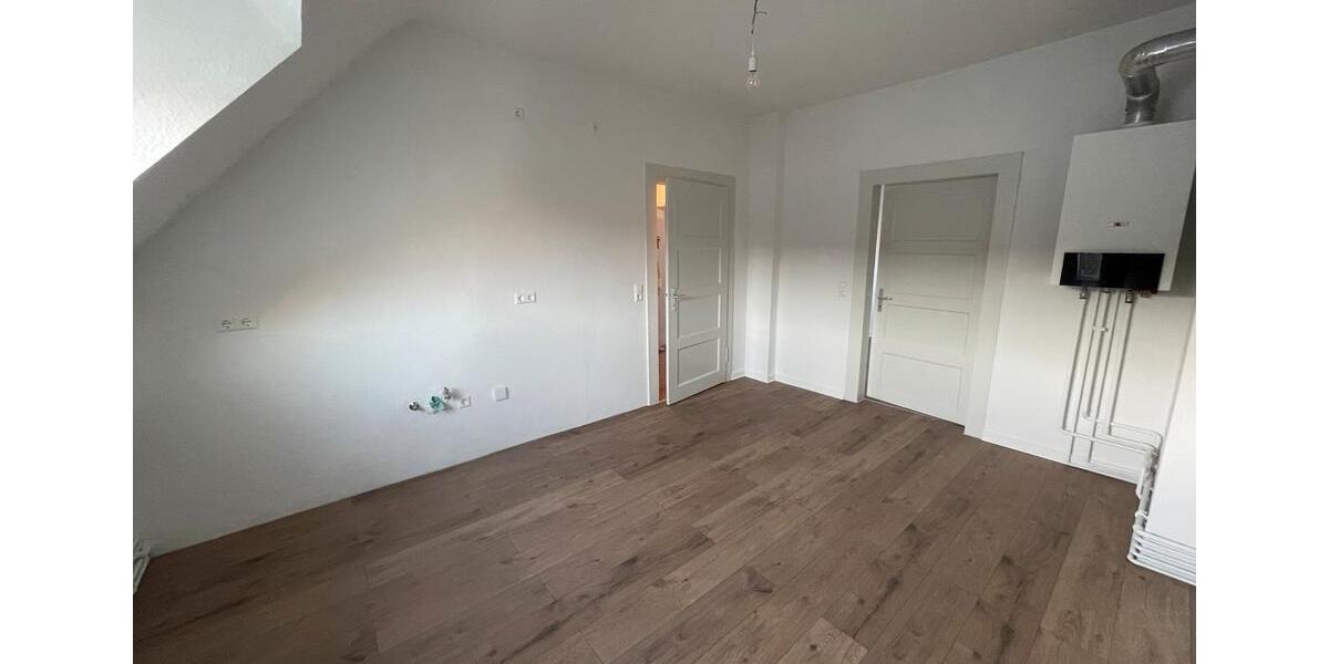Dachgeschoßwohnung Hannover Linden-Limmer - 2 Zimmer, 51 m&sup2;, 500&euro; | Angebot:27625446