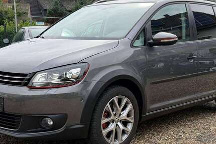 VW Cross Touran 136.000 km 15.890 &euro; Hannover 30457