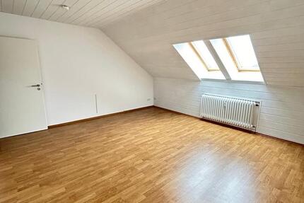 TOP- 2.5-Zimmer-DG-Wohnung mit EBK 2 zimmer