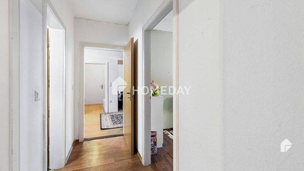 Geräumige 4-Zimmer-Wohnung mit Loggia in zentraler Lage von Sarstedt