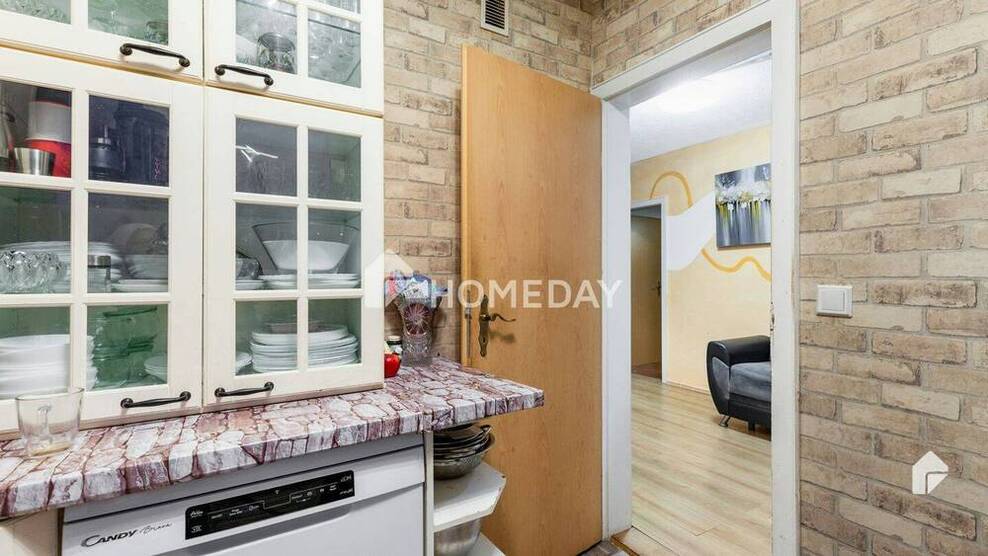Geräumige 4-Zimmer-Wohnung mit Loggia in zentraler Lage von Sarstedt