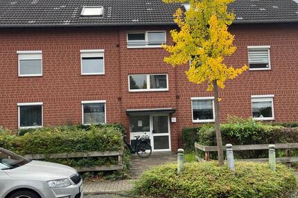 Schöne 3 Zimmer Wohnung + BalkonGarage in PE-Vöhrum zu vermieten zimmer