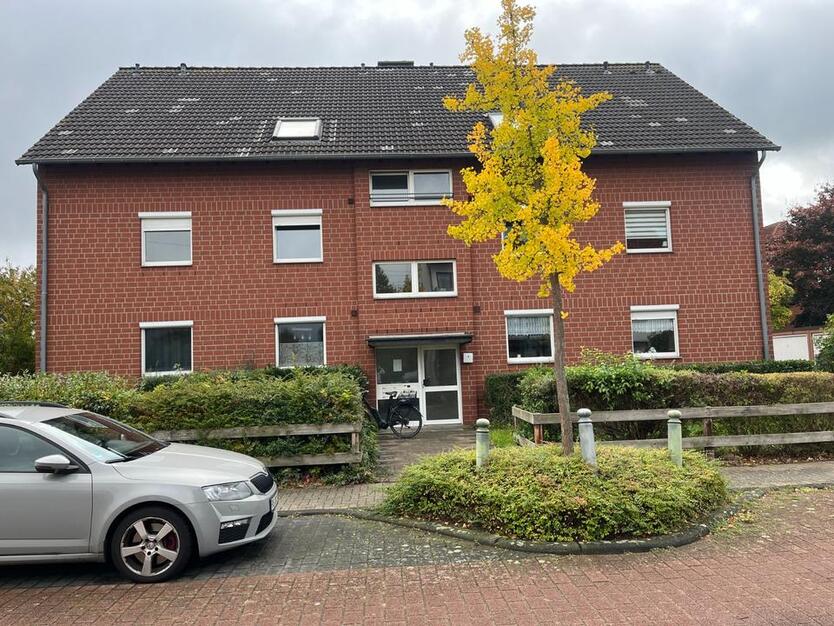 Schöne 3 Zimmer Wohnung + BalkonGarage in PE-Vöhrum zu vermieten zimmer