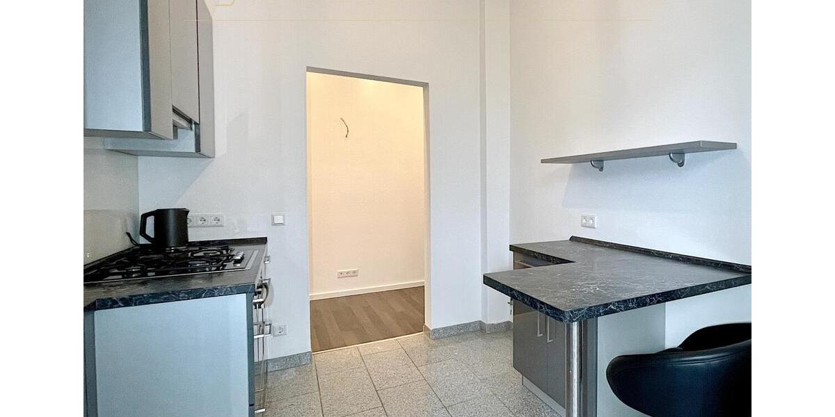 Stilvoll sanierter Altbau – Großzügige 3-Zimmer-Wohnung mit 2 Balkonen 3 zimmer