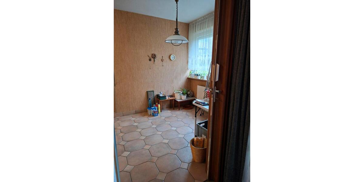Hochparterre Hemmingen - 4 Zimmer, 96 m&sup2;, 250.000&euro; | Angebot:27258852