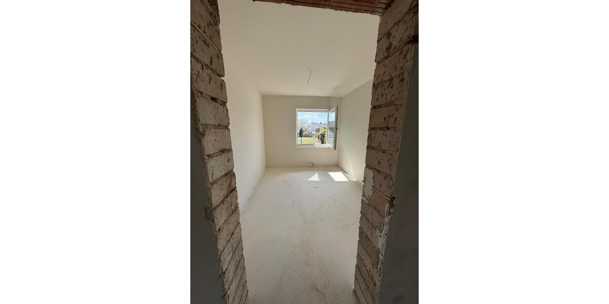 Etagenwohnung Lehrte - 4 Zimmer, 110 m&sup2;, 1.300&euro; | Angebot:26167845