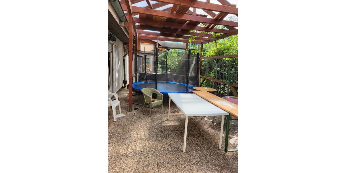 Bungalow Burgdorf - 8 Zimmer, 188 m&sup2;, 1.350&euro; | Angebot:26516986