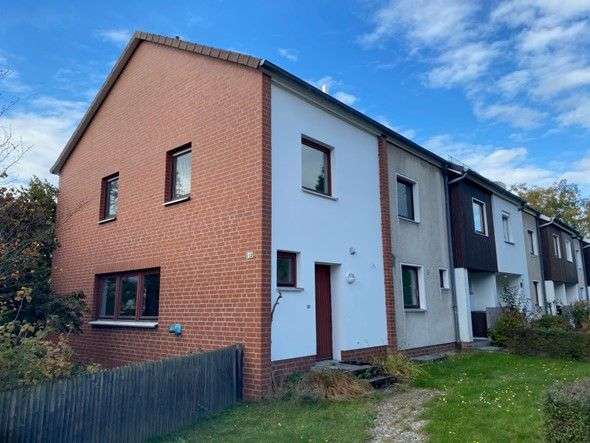 Haus zum Kaufen in Garbsen 390.000 € 207 m²