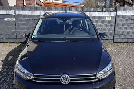 VW Touran 134.000 km 16.599 &euro; Seelze 30926