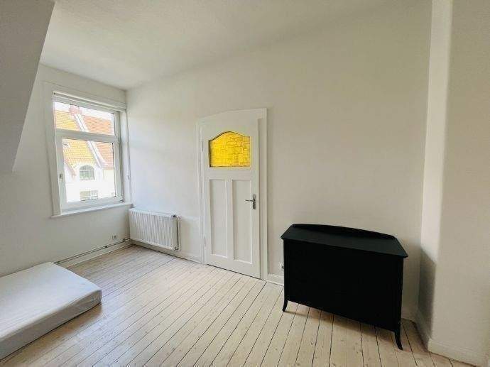 Etagenwohnung Hannover List - 3 Zimmer, 84 m&sup2;, 1.260&euro; | Angebot:26920810