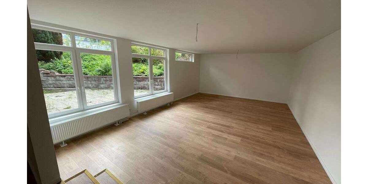 Etagenwohnung Hildesheim Himmelsthür - 2 Zimmer, 105 m&sup2;, 825&euro; | Angebot:25920120
