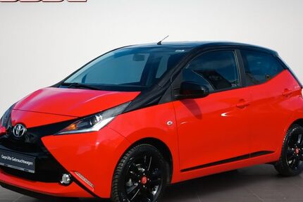 Toyota Aygo (X) 49.350 km 8.600 &euro; Garbsen 30827