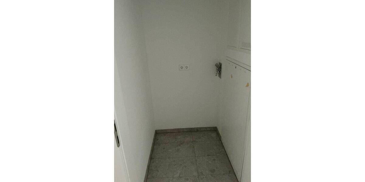 Etagenwohnung Hannover Döhren - 3 Zimmer, 92 m&sup2;, 1.340&euro; | Angebot:26154794