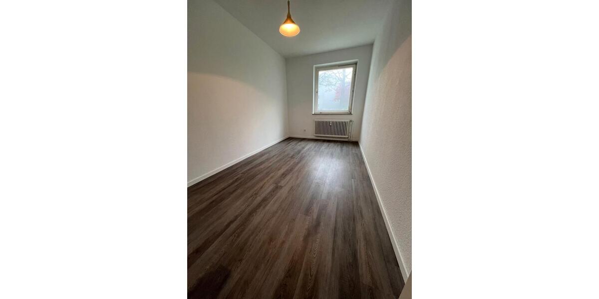 Erdgeschoßwohnung Laatzen - 3 Zimmer, 74 m&sup2;, 185.000&euro; | Angebot:26272857