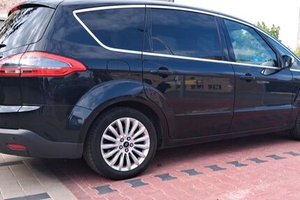 Ford S-Max 213.000 km 5.900 &euro; Hannover 30539
