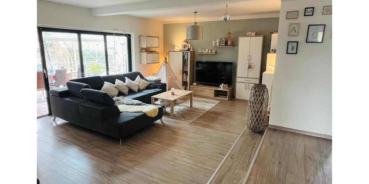 Terrassenwohnung Wunstorf - 4.5 Zimmer, 173 m&sup2;, 320.000&euro; | Angebot:26249018