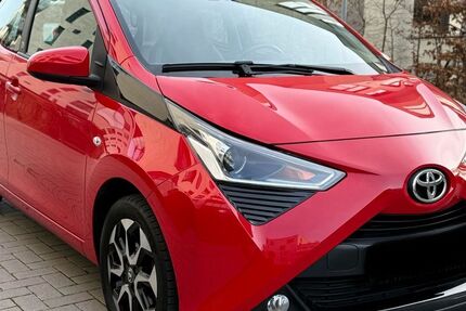 Toyota Aygo (X) 44.200 km 10.799 &euro; Hannover 30179