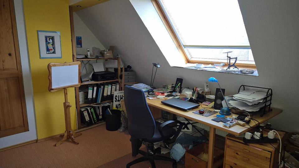 Individuelle Dachgeschosswohnung Nähe Stephansplatz, Südstadt 4 zimmer