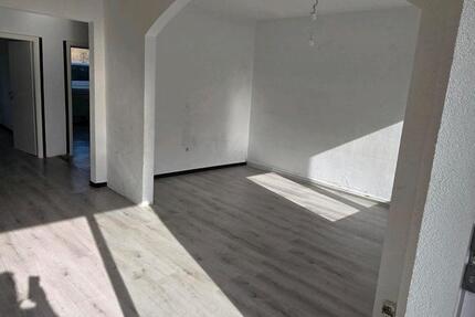 Wohnung Wunstorf - 4 Zimmer, 100 m&sup2;, 1.000&euro; | Angebot:25258147