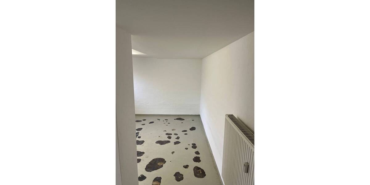 Beheizbare Lagerflächen zu vermieten mit! Nutzung eines Lastenaufzuges möglich. zimmer