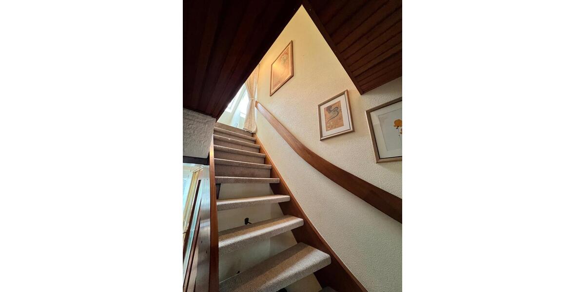 Reihenhaus Wunstorf - 6 Zimmer, 144 m&sup2;, 325.000&euro; | Angebot:26551045