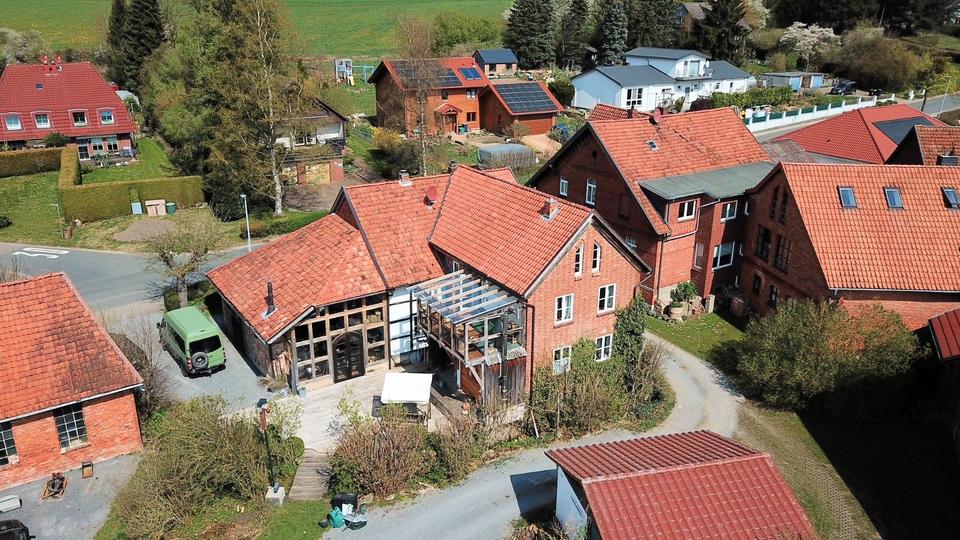 Einfamilienhaus Bad Münder am Deister - 14 Zimmer, 342 m&sup2;, 555.000&euro; | Angebot:26688076