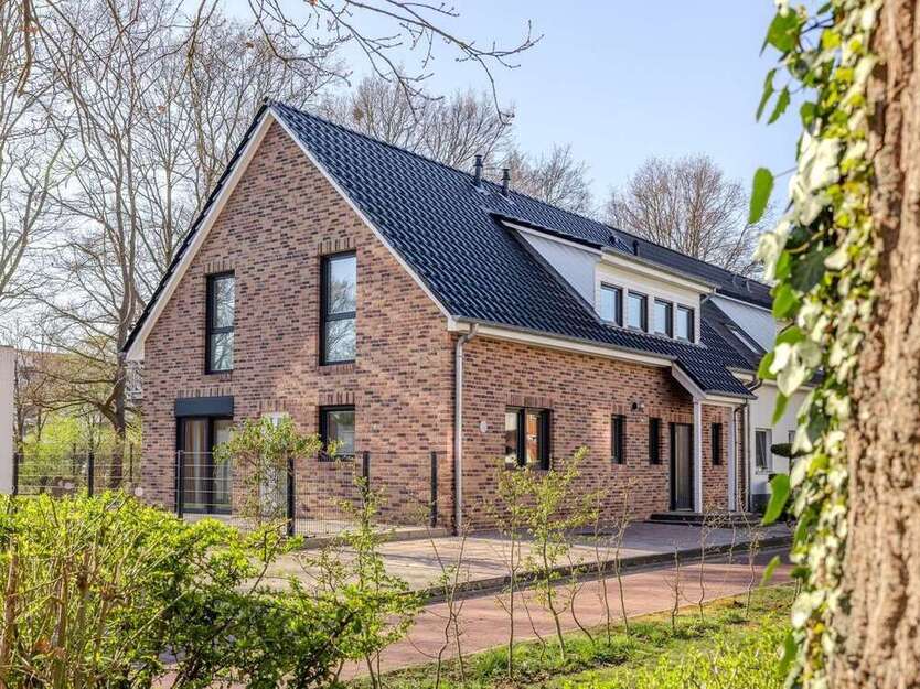 Haus zum Kaufen in Hannover Kleefeld 925.000 € 175 m²