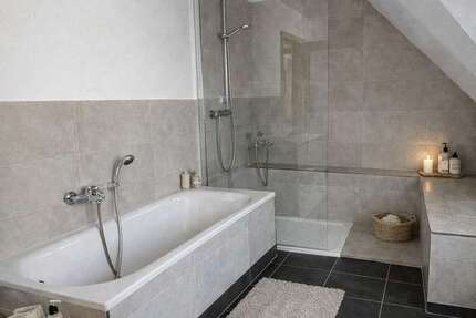 Haus zum Kaufen in Steinwedel 650.000 € 215 m² 6 zimmer