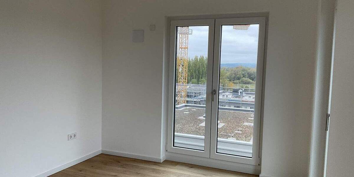 Etagenwohnung Hannover Döhren - 4 Zimmer, 120 m&sup2;, 1.750&euro; | Angebot:25727987