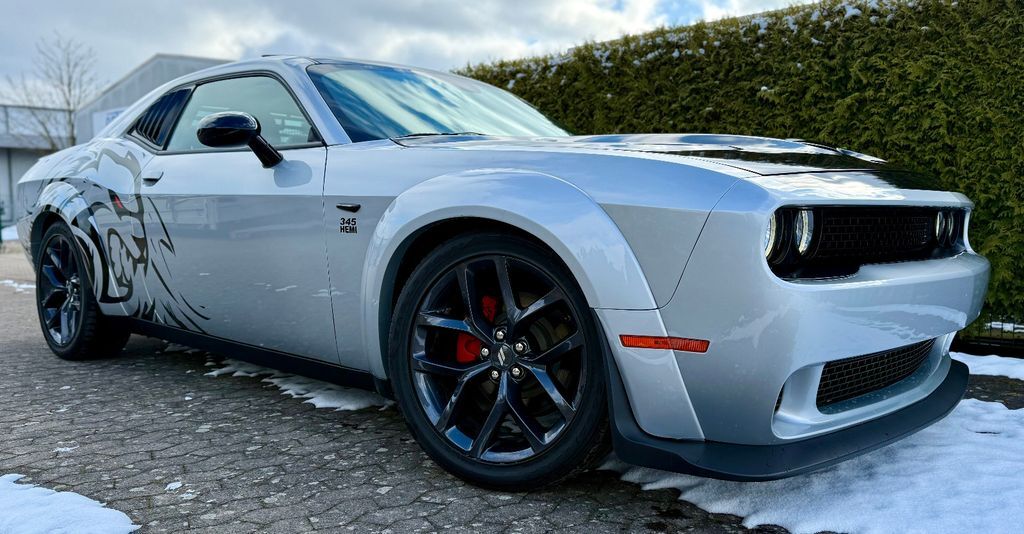 Dodge Challenger 1.708 km 37.999 € Burgwedel 30938