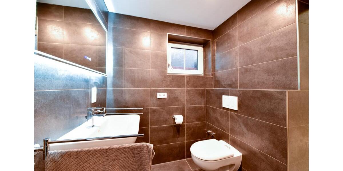 Etagenwohnung Lehrte - 5 Zimmer, 135 m&sup2;, 1.099&euro; | Angebot:25961091